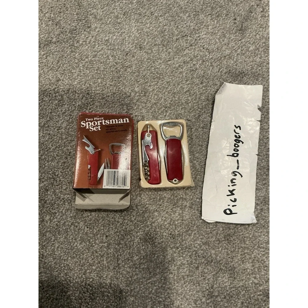 Vintage Hunters Club Sportsman twopiece multitool set featuring red handled tool